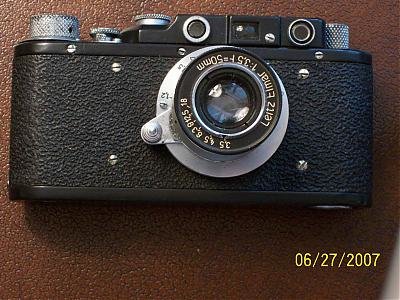 black leica Front.jpg