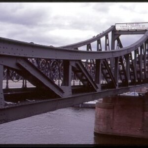 img093.jpg