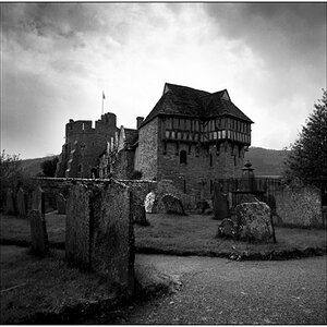 Stokesay Castle200.jpg